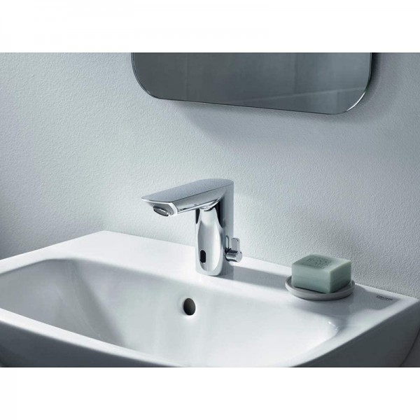 ИНФРАЧЕРВЕН СМЕСИТЕЛ НА ТОК BAUCOSMO 220V S-SIZE 36453000 GROHE