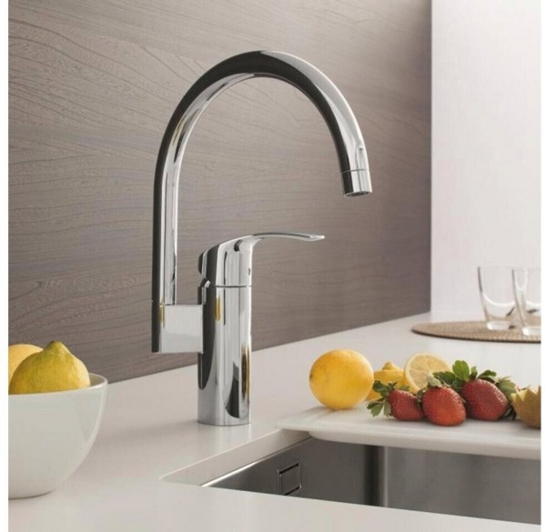 СМЕСИТЕЛ ЗА КУХНЯ EUROSMART 33202003 GROHE
